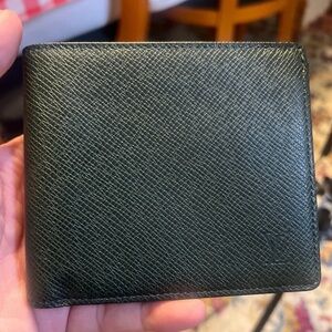 Louis Vuitton Taiga Green Textured Leather Wallet